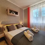 Sun&fun Pod Debami Nad Lomnica 1b I 2b- Blisko Centrum, Dworca Pkp, Sklepow W Otoczeniu Zieleni *