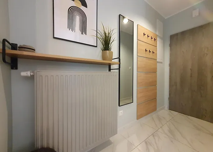 Sun&fun Pod Debami Nad Lomnica 1b I 2b- Blisko Centrum, Dworca Pkp, Sklepow W Otoczeniu Zieleni Lejlighed *