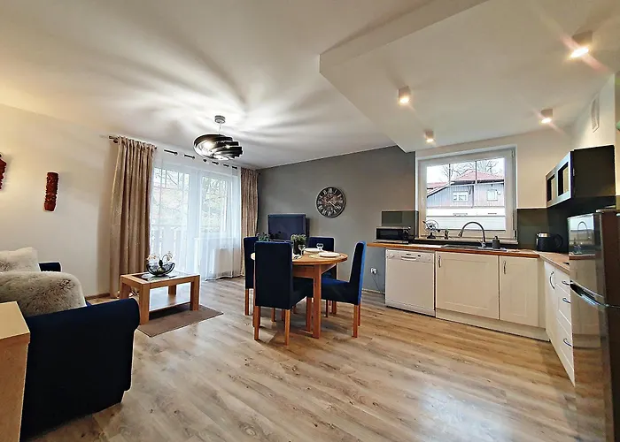 Sun&fun Pod Debami Nad Lomnica 1b I 2b- Blisko Centrum, Dworca Pkp, Sklepow W Otoczeniu Zieleni Lejlighed Karpacz