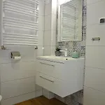 Sun&fun Pod Debami Nad Lomnica 1b I 2b- Blisko Centrum, Dworca Pkp, Sklepow W Otoczeniu Zieleni Apartmán