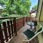 Sun&fun Pod Debami Nad Lomnica 1b I 2b- Blisko Centrum, Dworca Pkp, Sklepow W Otoczeniu Zieleni Appartement *