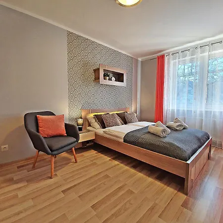 Pod Dębami Sun&fun *