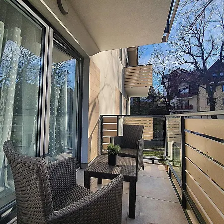 Sun&fun Pod Debami Nad Lomnica 1b I 2b- Blisko Centrum I Sklepow W Otoczeniu Zieleni Apartment Karpacz