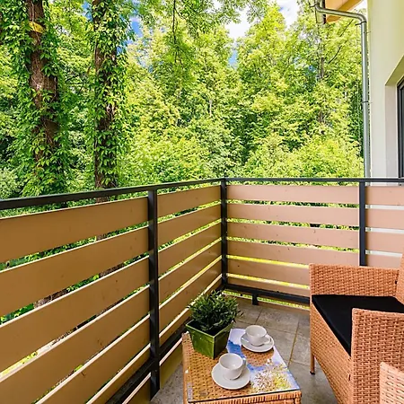 아파트 Sun&fun Pod Debami Nad Lomnica 1b I 2b- Blisko Centrum, Dworca Pkp, Sklepow W Otoczeniu Zieleni