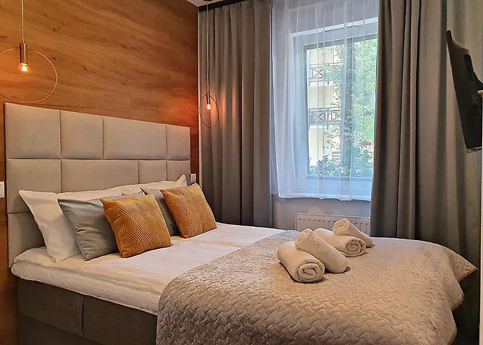 Sun&fun Pod Debami Nad Lomnica 1b I 2b- Blisko Centrum, Dworca Pkp, Sklepow W Otoczeniu Zieleni * Карпач