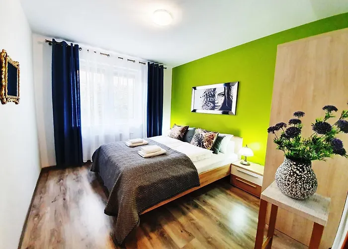 Апартаменты Sun&fun Pod Debami Nad Lomnica 1b I 2b- Blisko Centrum, Dworca Pkp, Sklepow W Otoczeniu Zieleni Карпач