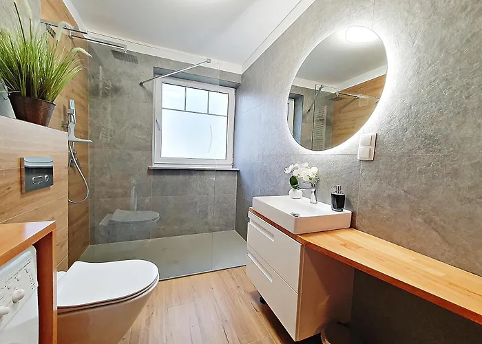 Апартаменты Sun&fun Pod Debami Nad Lomnica 1b I 2b- Blisko Centrum, Dworca Pkp, Sklepow W Otoczeniu Zieleni Карпач