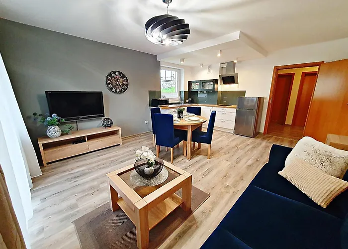 Sun&fun Pod Debami Nad Lomnica 1b I 2b- Blisko Centrum, Dworca Pkp, Sklepow W Otoczeniu Zieleni * Карпач