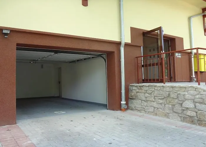 Апартаменты Sun&fun Pod Debami Nad Lomnica 1b I 2b- Blisko Centrum, Dworca Pkp, Sklepow W Otoczeniu Zieleni Карпач